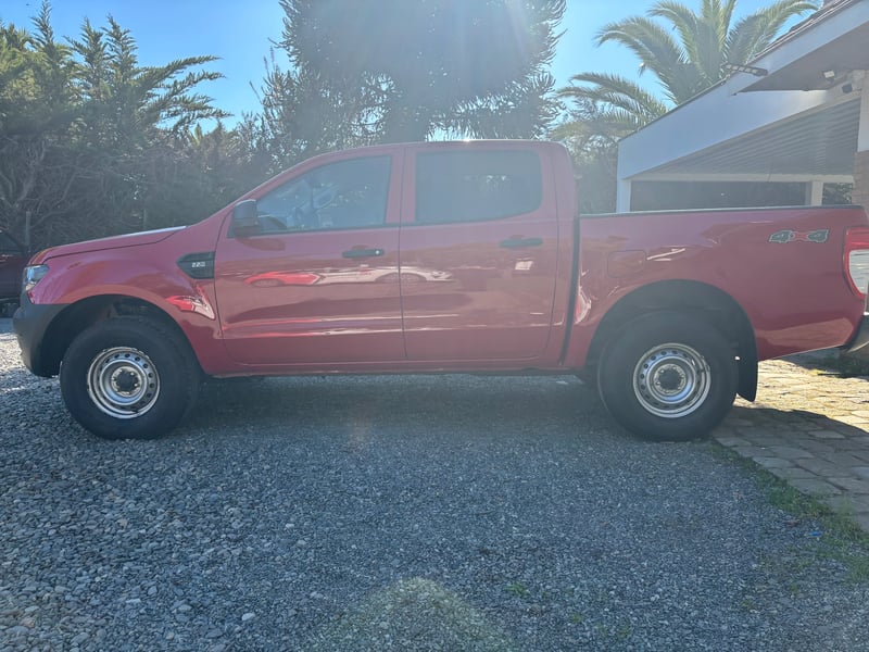 Ford RANGER XL 4X4 2.2 2023 - Imagen 8 de 12