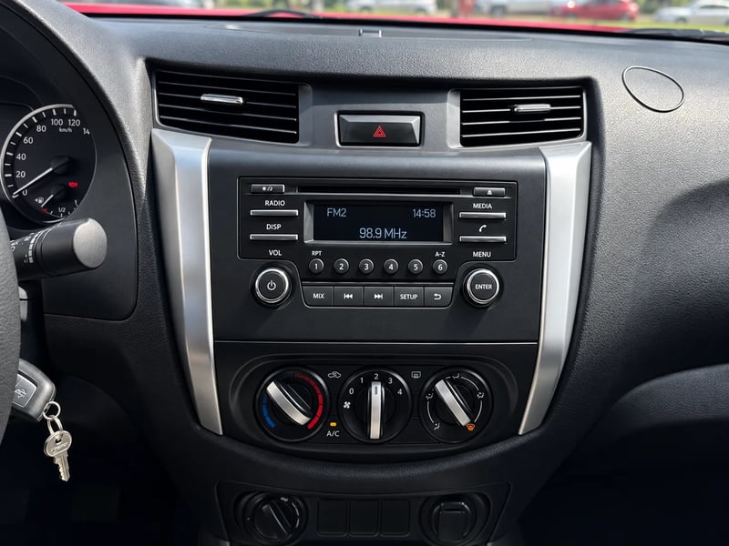 Nissan NAVARA D CAB 2.3 2022 - Imagen 8 de 20
