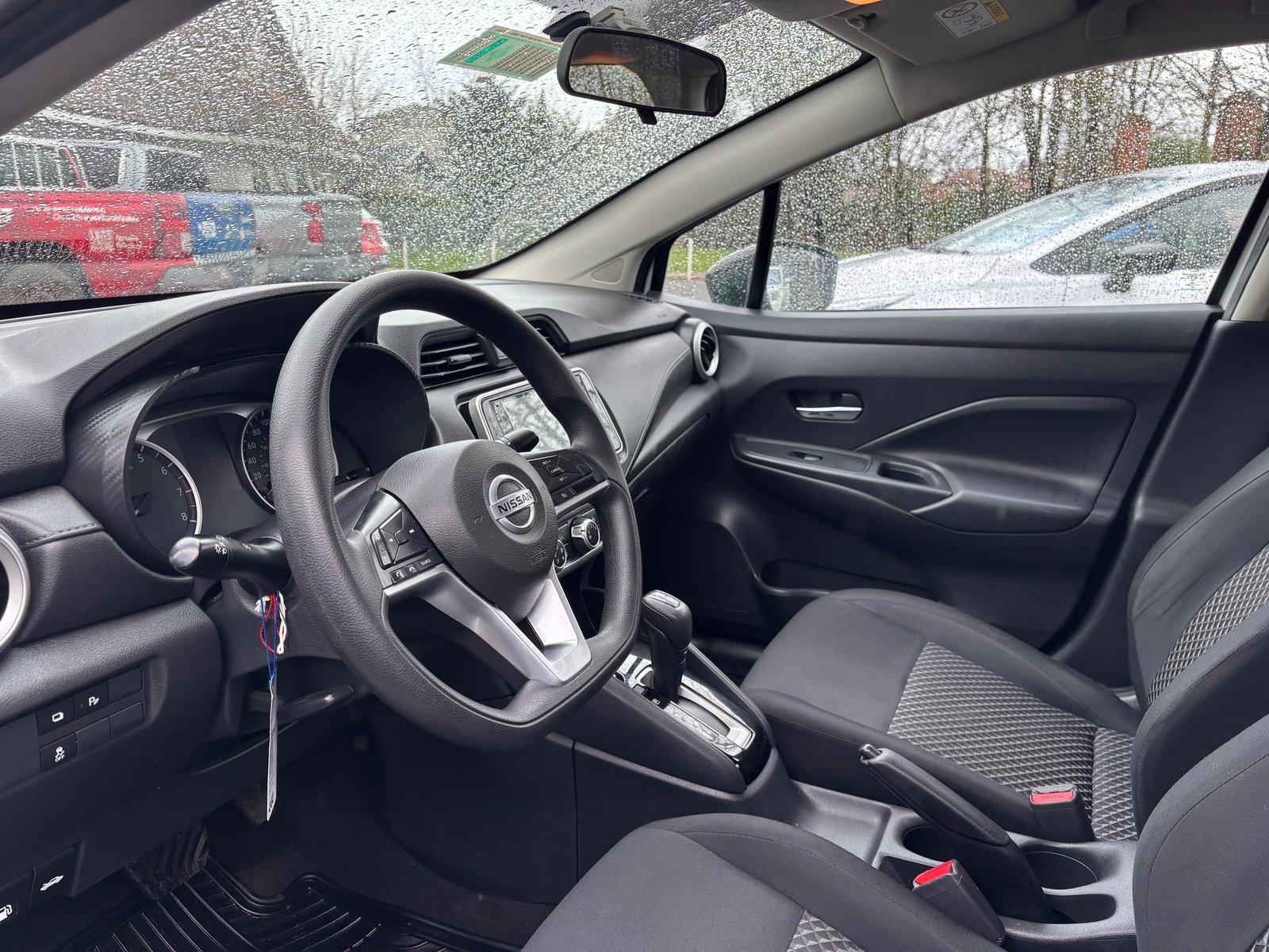 Nissan VERSA CVT 1.6 AUT 2022 - Imagen 6 de 12