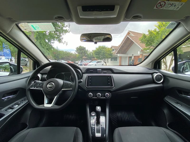 Nissan VERSA cvt 1.6 AT 2023 - Imagen 7 de 18