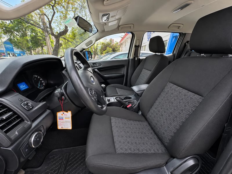 Ford RANGER XL M 4X4 2.2 2023 - Imagen 14 de 20