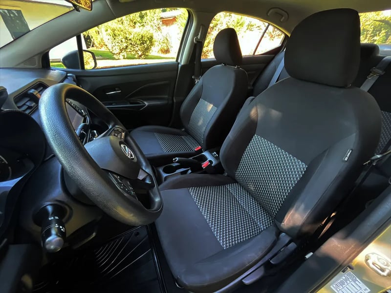 Nissan VERSA NEW SENSE CVT 2024 - Imagen 8 de 14