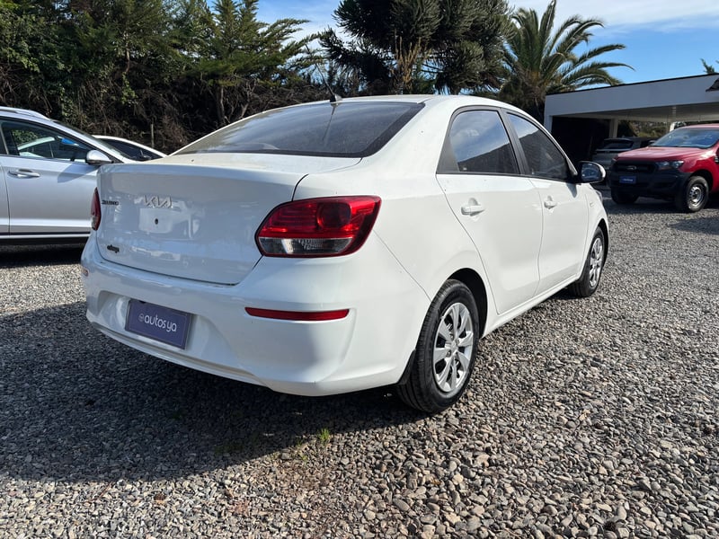 Kia SOLUTO LX 1.4 2022 - Imagen 4 de 10