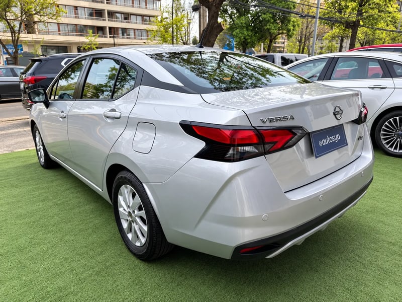 Nissan VERSA 4X2 1.6 AT 2023 - Imagen 16 de 20