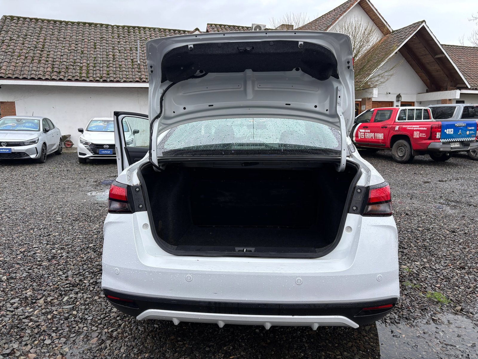 Nissan VERSA CVT 1.6 AUT 2022 - Imagen 9 de 12
