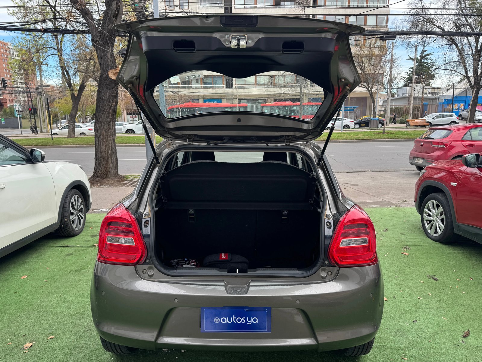 Suzuki SWIFT 2023 - Foto 4 de 8