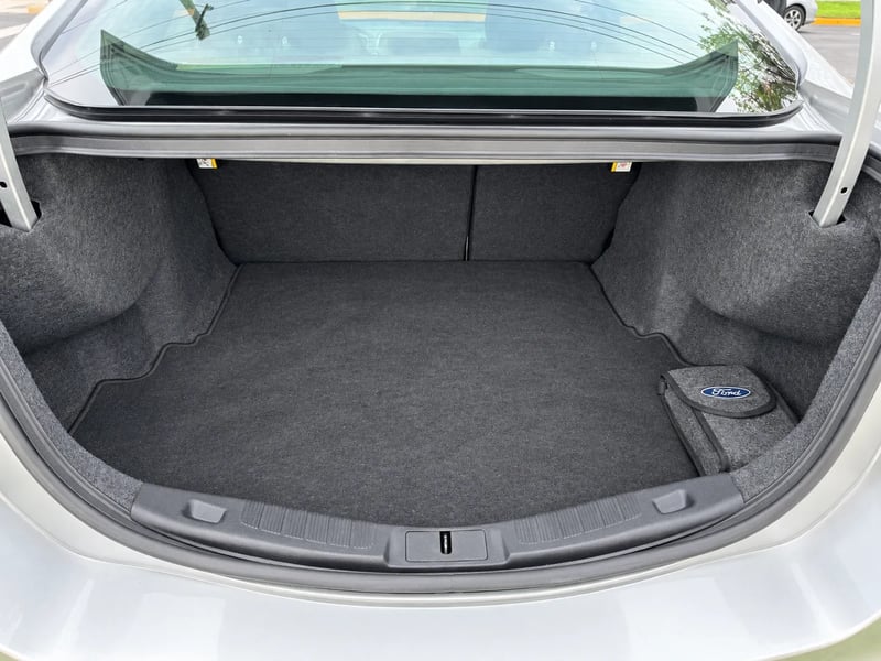 Ford FUSION 2.0 AUT 2019 - Imagen 18 de 20
