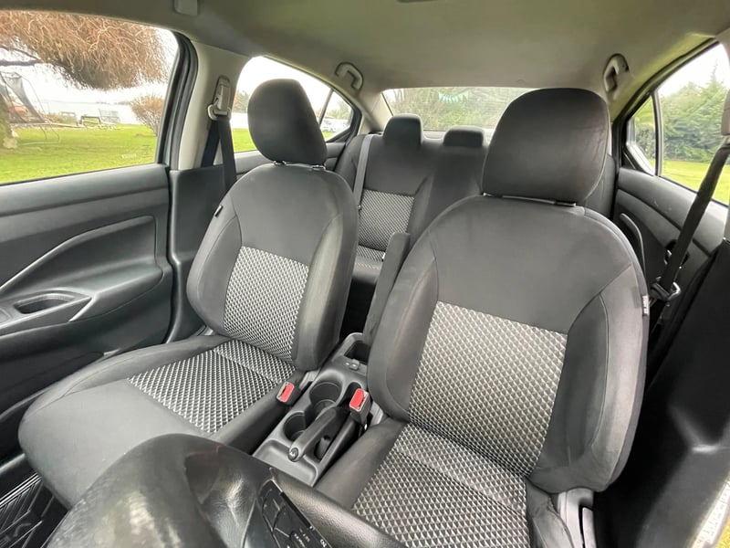 Nissan VERSA 1.6 AUT 2022 - Imagen 11 de 20