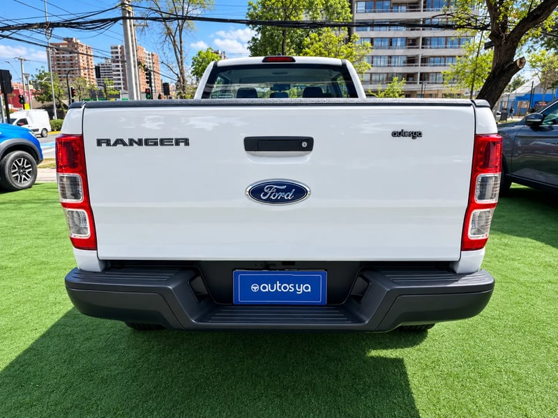 Ford RANGER XL 4X4 2.2 2023 - Imagen 10 de 20