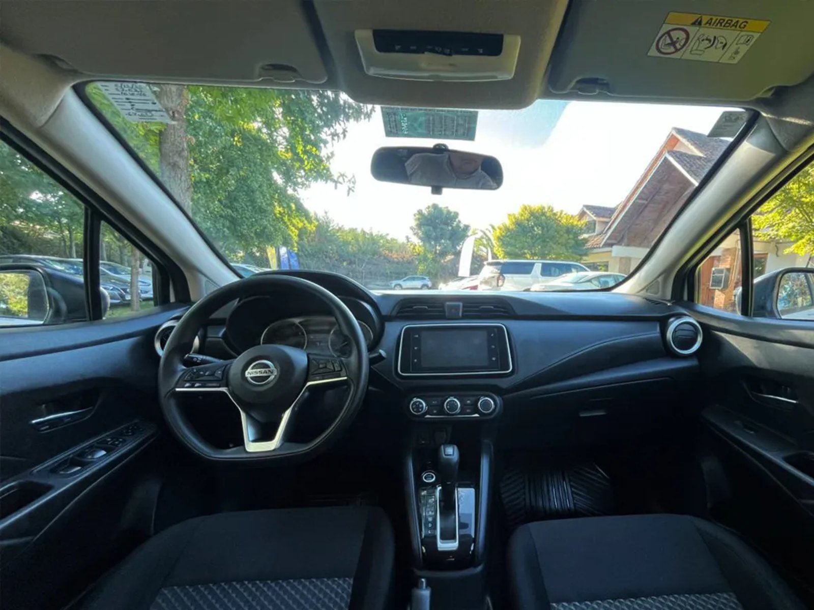 Nissan VERSA CVT 1.6 AUT 2023 - Foto 2 de 10