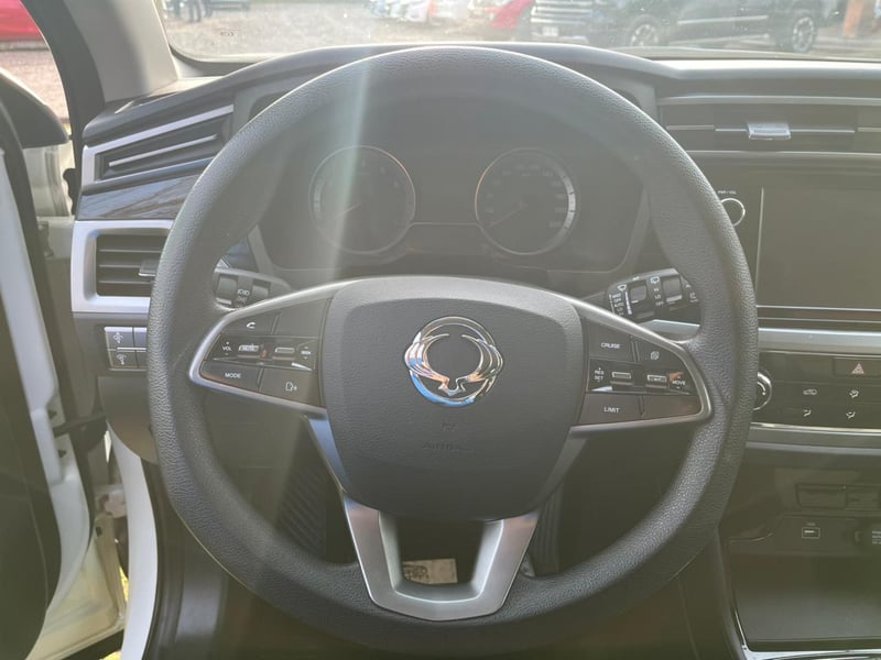 SsangYong KORANDO 1.5 2022 - Imagen 19 de 20