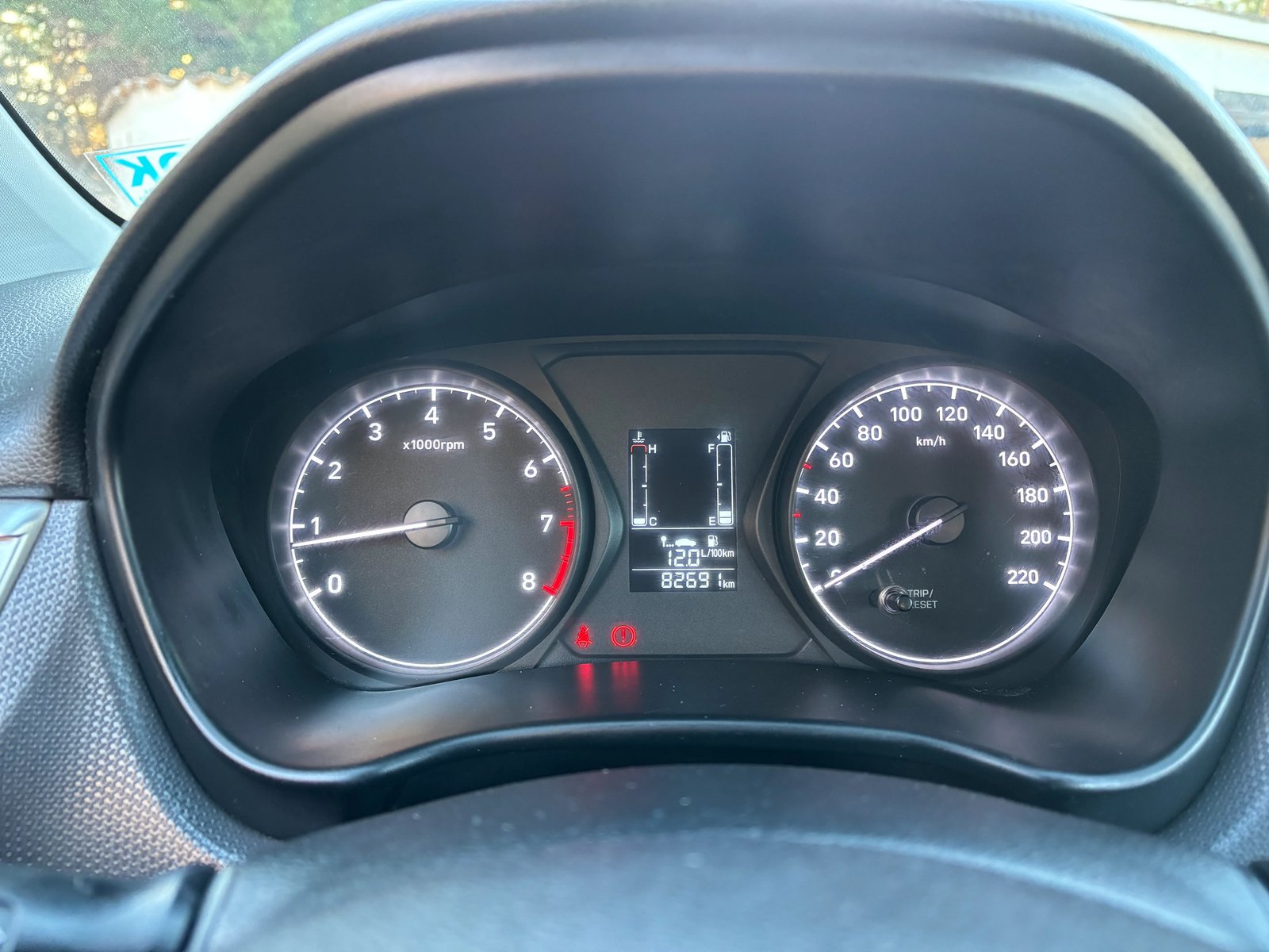 HYUNDAI VERNA CB 1.4 2022 - Imagen 8 de 18
