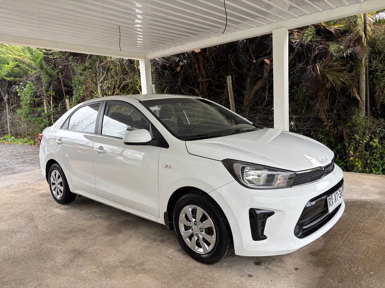 Kia SOLUTO 2022 - Foto 3 de 10