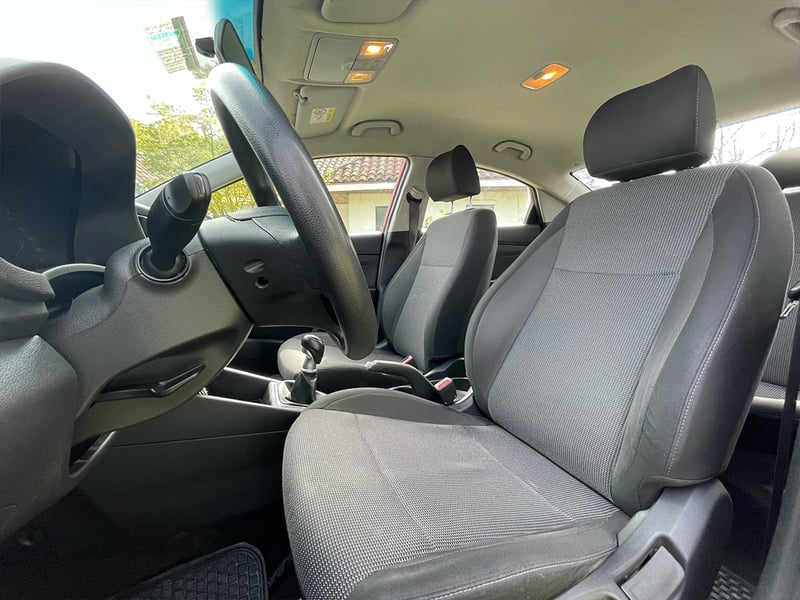 Hyundai ACCENT HCI PLUSS MT 1.4 2022 - Imagen 11 de 16