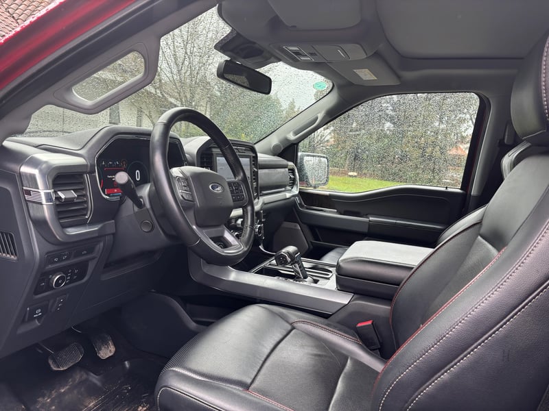 Ford F150 LARIAT LUXURY AT 4X4 2024 - Imagen 7 de 9