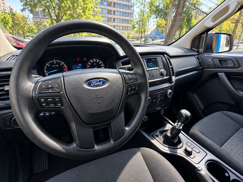 Ford RANGER XL 4X4 2.2 2023 - Imagen 17 de 20