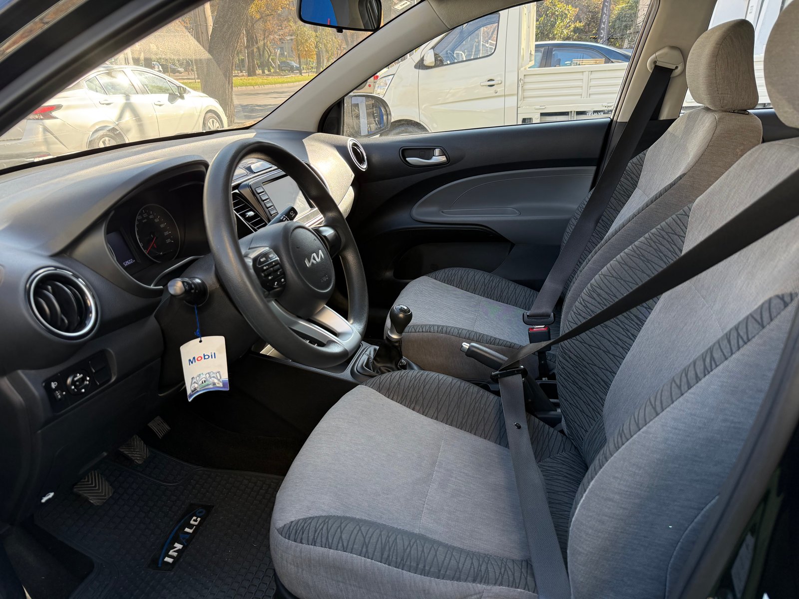 KIA SOLUTO 1.4 2022 - Imagen 13 de 20