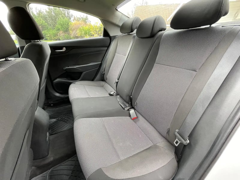 Hyundai ACCENT HCI 1.6 AUT 2022 - Imagen 13 de 20