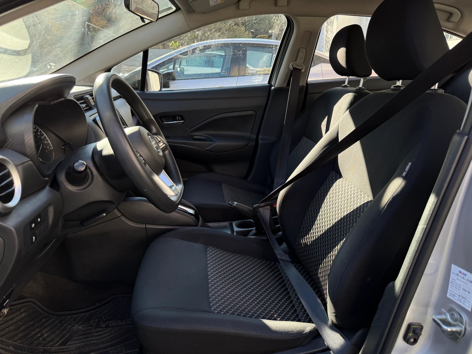 NISSAN NEW VERSA SENSE 1.6 2023 - Imagen 18 de 20