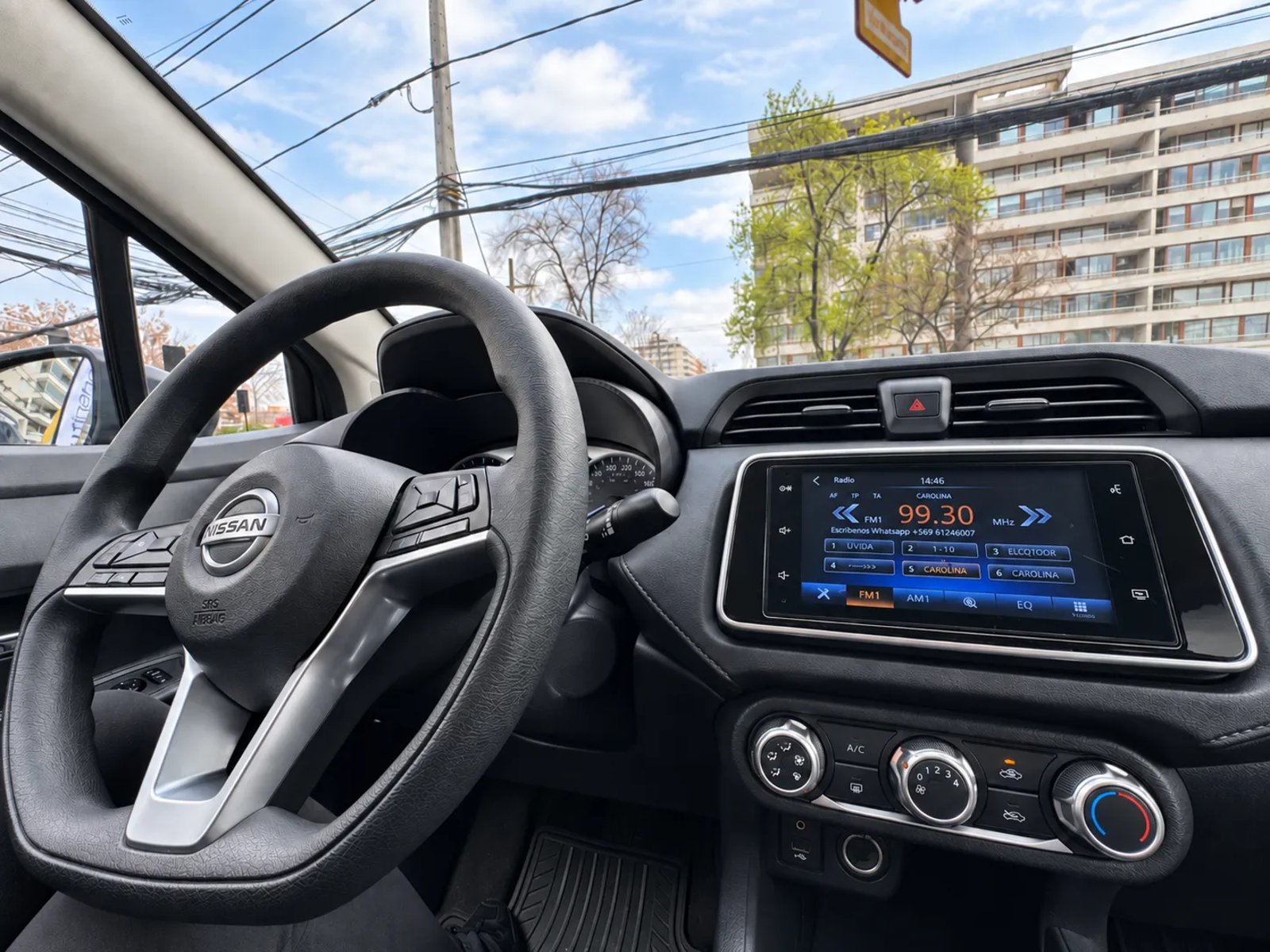 Nissan VERSA CVT 1.6 AT 2023 - Imagen 3 de 18