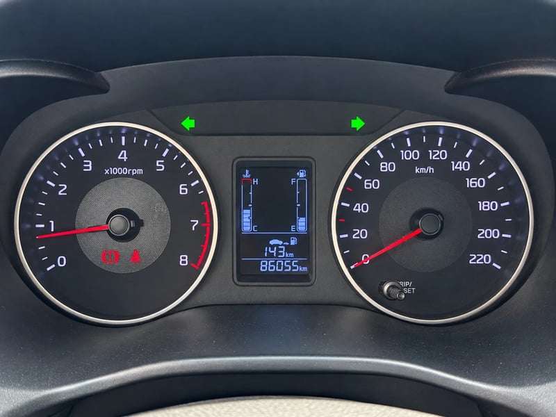 Kia SOLUTO 1.4 2022 - Imagen 12 de 20