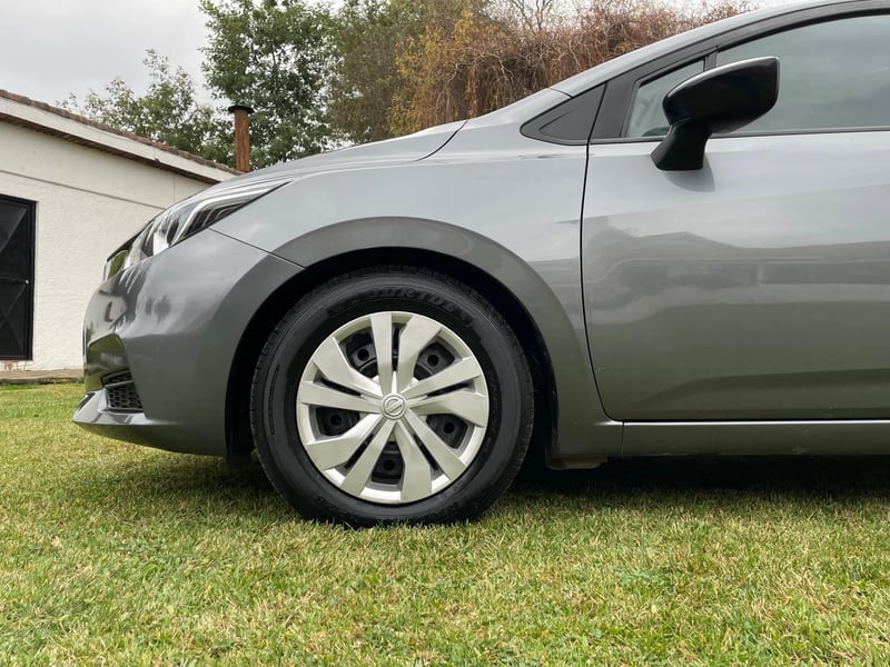 Nissan VERSA 1.6 AUT 2022 - Imagen 16 de 20