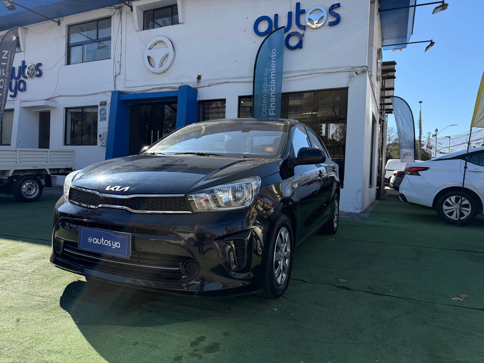 KIA SOLUTO 1.4 2022 - Foto 3 de 20
