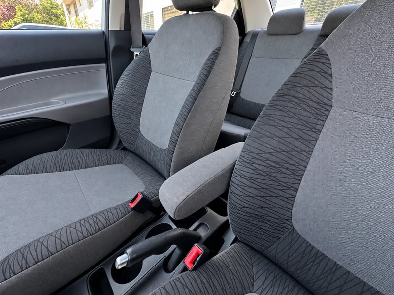Kia SOLUTO LX 1.4 2022 - Imagen 4 de 20