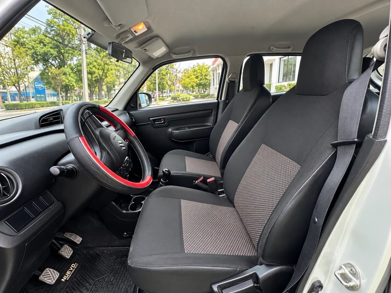 Suzuki SPRESSO GLX HB 1.0 2022 - Imagen 8 de 18