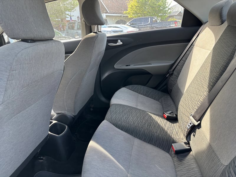 Kia SOLUTO LX 1.4 2022 - Imagen 9 de 10