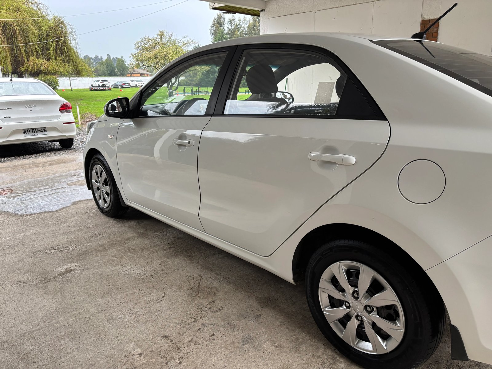 Kia SOLUTO 2022 - Foto 5 de 10