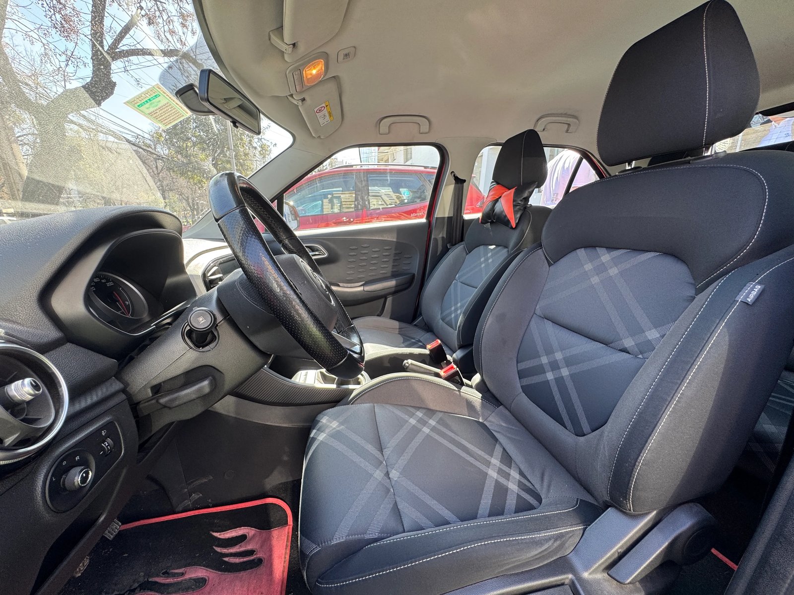 MG 3 HATCH BACK 2021 - Imagen 6 de 7