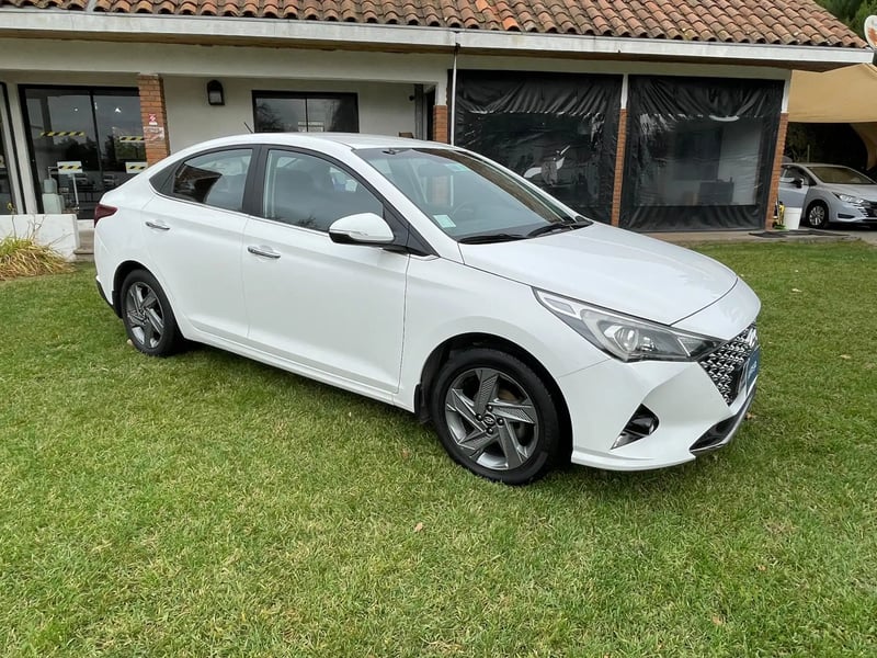 Hyundai ACCENT HCI 1.6 AUT 2022 - Imagen 14 de 20