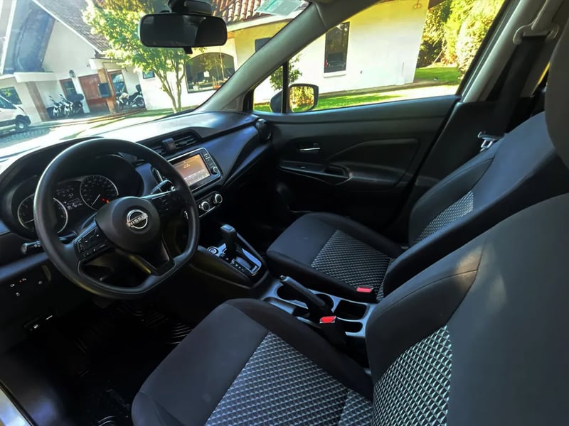 Nissan VERSA NEW SENSE CVT 2024 - Imagen 9 de 14