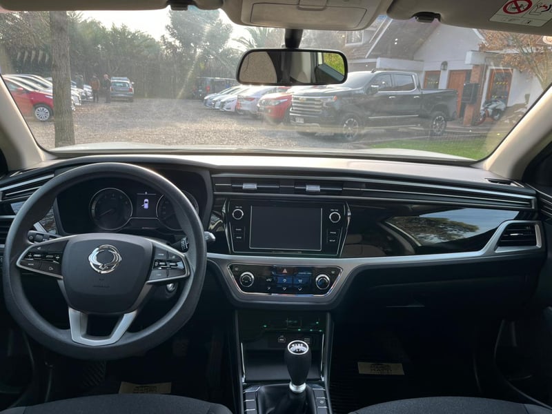 SsangYong KORANDO 1.5 2022 - Imagen 16 de 20