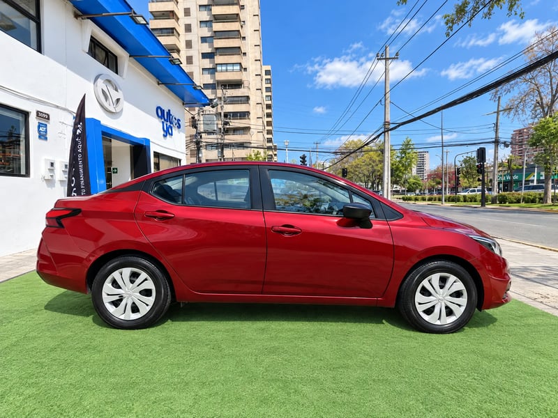 Nissan VERSA CVT 1.6 AUT 2023 - Imagen 8 de 20