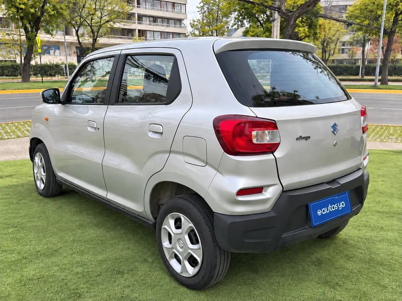 Suzuki SPRESSO GLX HB 1.0 2022 - Imagen 13 de 18
