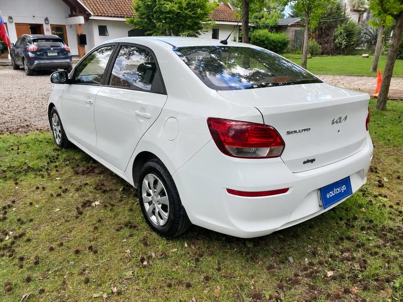 Kia SOLUTO LX 1.4 2022 - Imagen 8 de 13