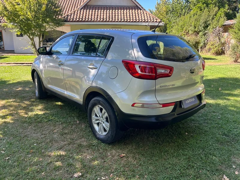 Kia SPORTAGE GSL 2.0 2013 - Imagen 9 de 11