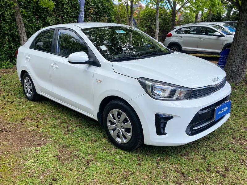 Kia SOLUTO LX 1.4 2022 - Imagen 12 de 13