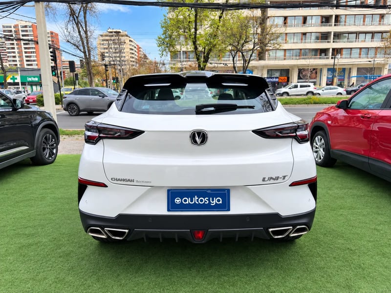 Changan UNI-T ELITE 1.5 AT 2023 - Imagen 10 de 20