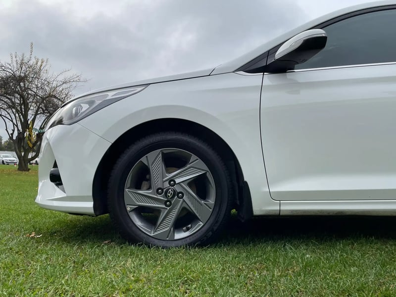 Hyundai ACCENT HCI 1.6 AUT 2022 - Imagen 16 de 20