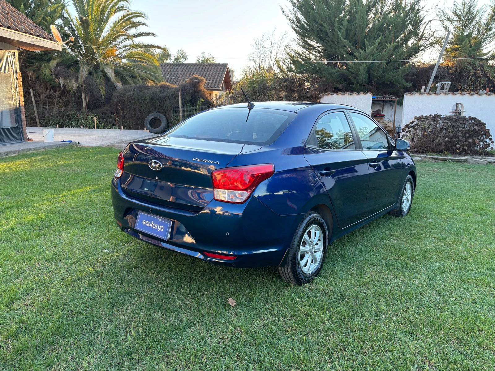 HYUNDAI VERNA CB 1.4 2022 - Imagen 16 de 18