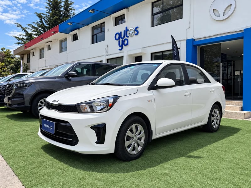 Kia SOLUTO 1.4 2022 - Imagen 6 de 20