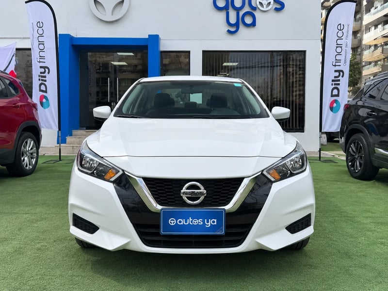 Nissan Versa Sense MT 1.6 2021 - Imagen 12 de 18
