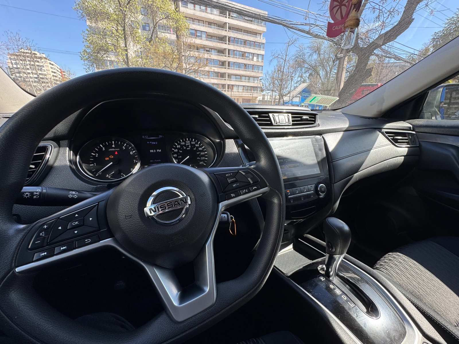 Nissan X TRAIL T32 CVT 2021 - Foto 3 de 9