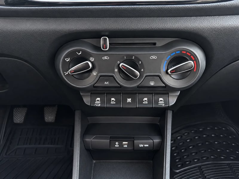 Kia SOLUTO LX 1.4 2022 - Imagen 10 de 20