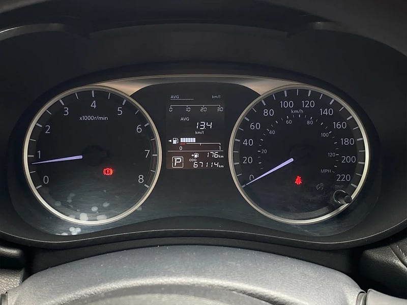 Nissan VERSA cvt 1.6 AT 2023 - Imagen 5 de 18