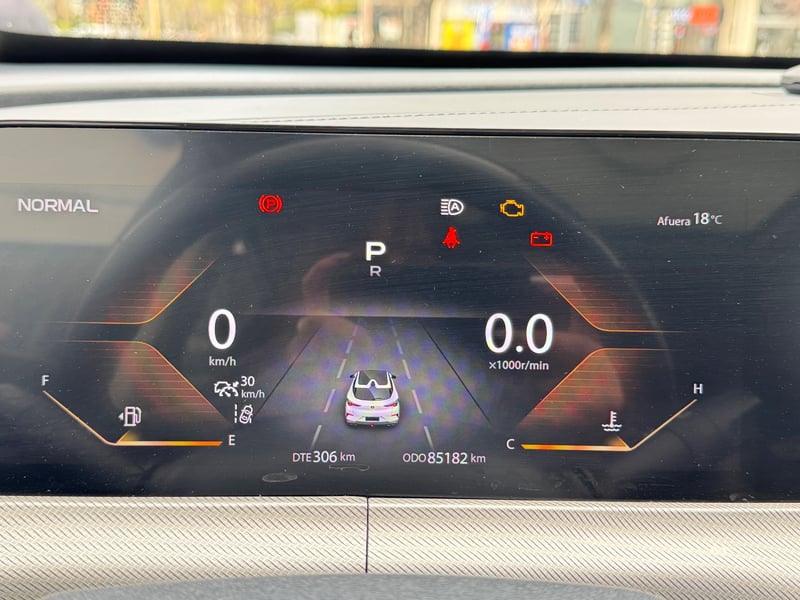 Changan UNI-T ELITE 1.5 AT 2023 - Imagen 17 de 20