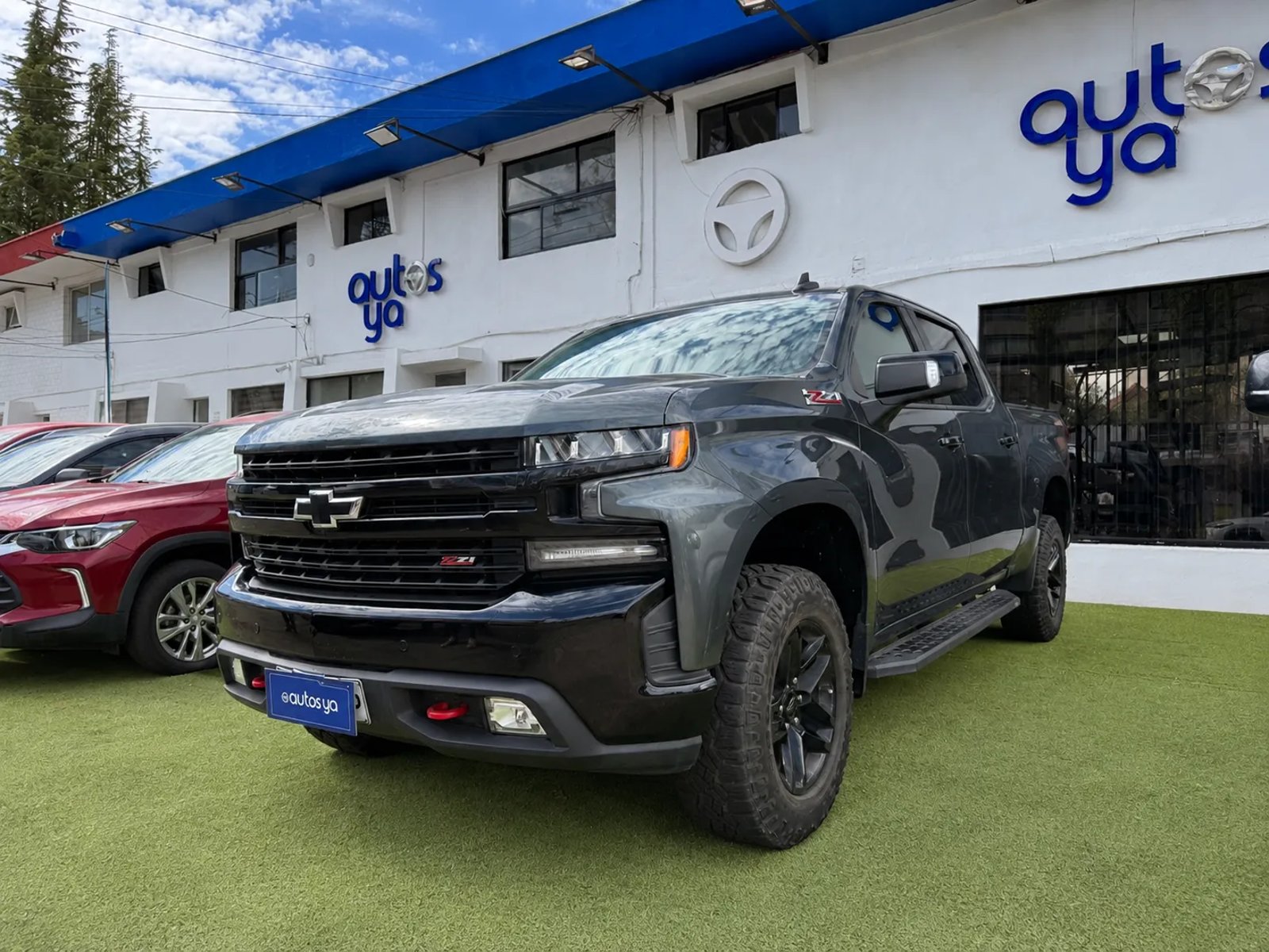 Chevrolet SILVERADO DCAB 4X4 5.3 AT 2021 - Imagen 14 de 18